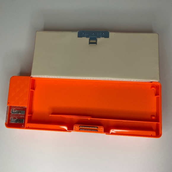 Good Friend! Orange Giraffe Padded Pencil Case/Box - Picture 5 of 6